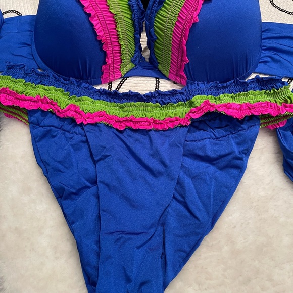 NWT  Beach bunny bikini push up XL/L set - Picture 3 of 16